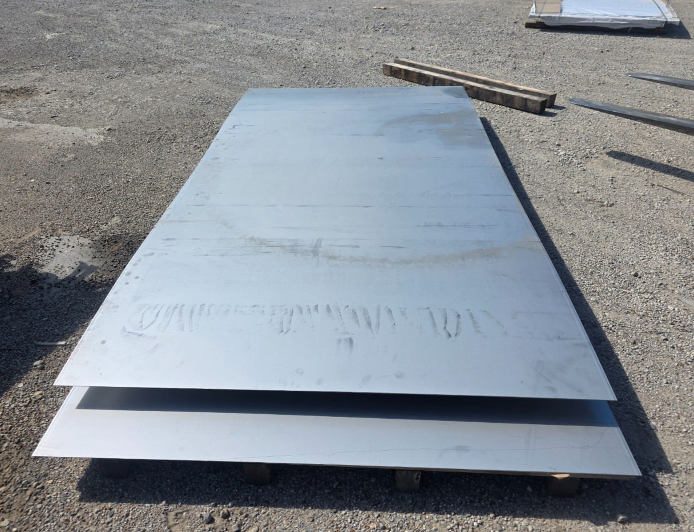 304 STAINLESS STEEL SHEET, 13GA, 0.090″ THICK, 48″ X 112″, 304 2B SS