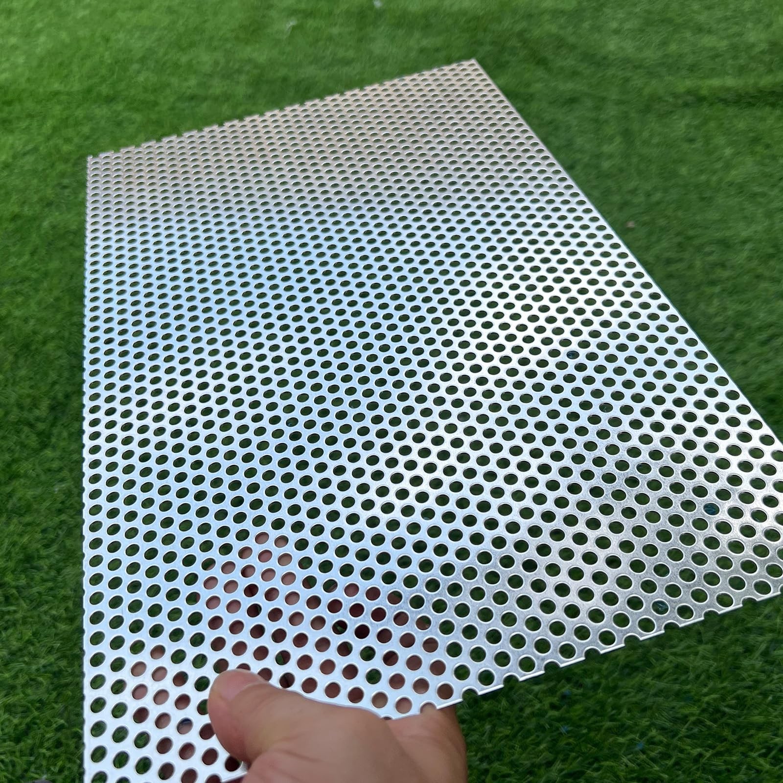 Aluminum Perforated Metal Sheet 16×10 Inch 16 Gauge Expanded Mesh 1/5 Inch