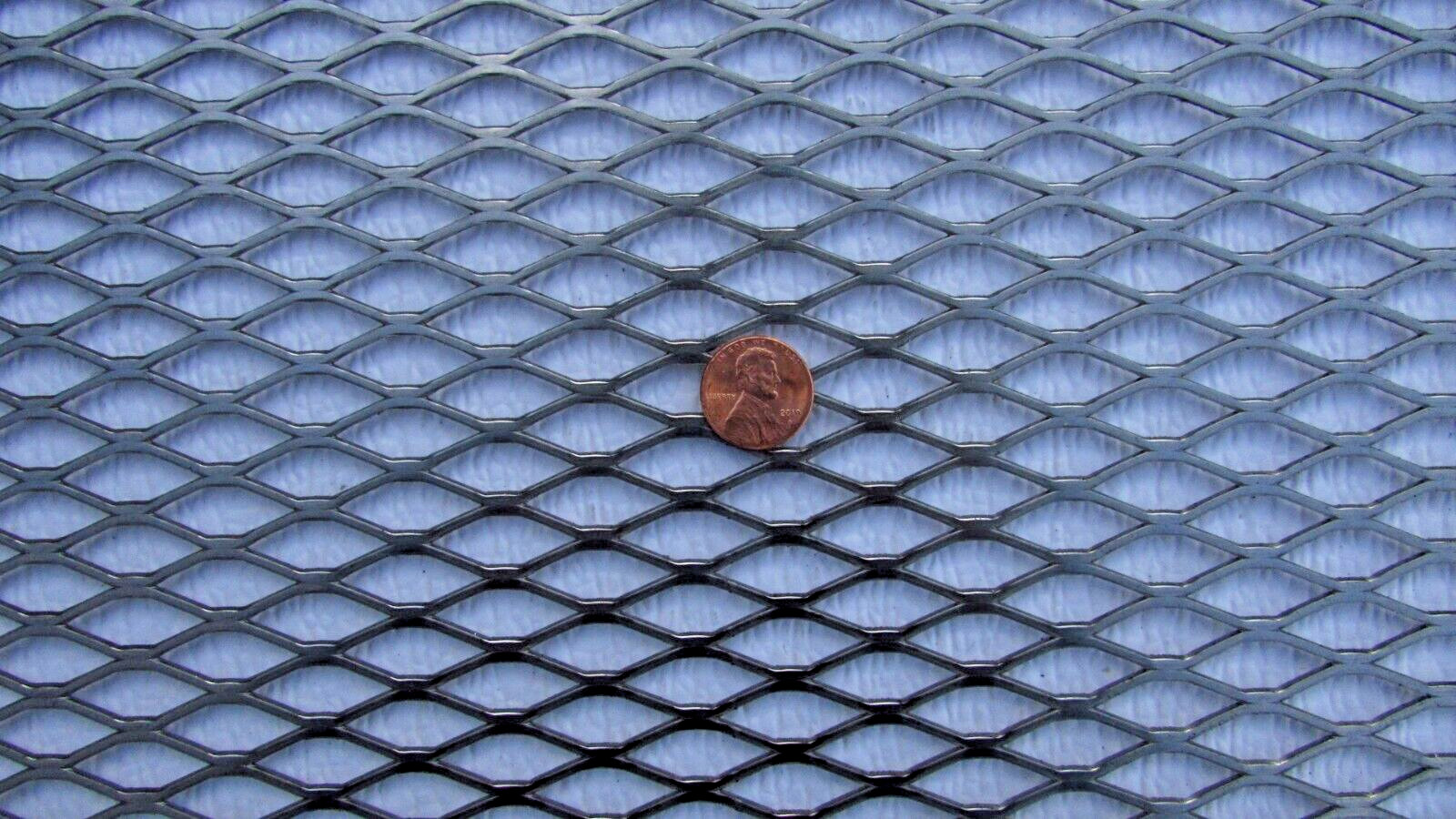 1/2 #16 304 STAINLESS STEEL FLATTENED EXPANDED METAL–8-3/4″ X 9-1/2″-