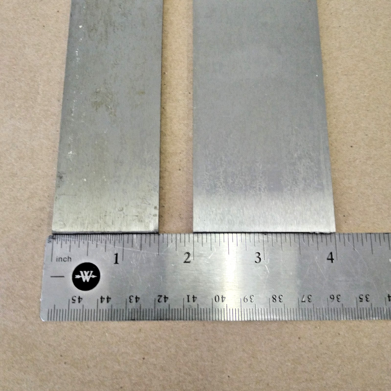 TOOL STEEL SHEET 3/32″ FLAT GROUND STEEL, LOT OF 2 VARIOUS LENGTH & WIDTH
