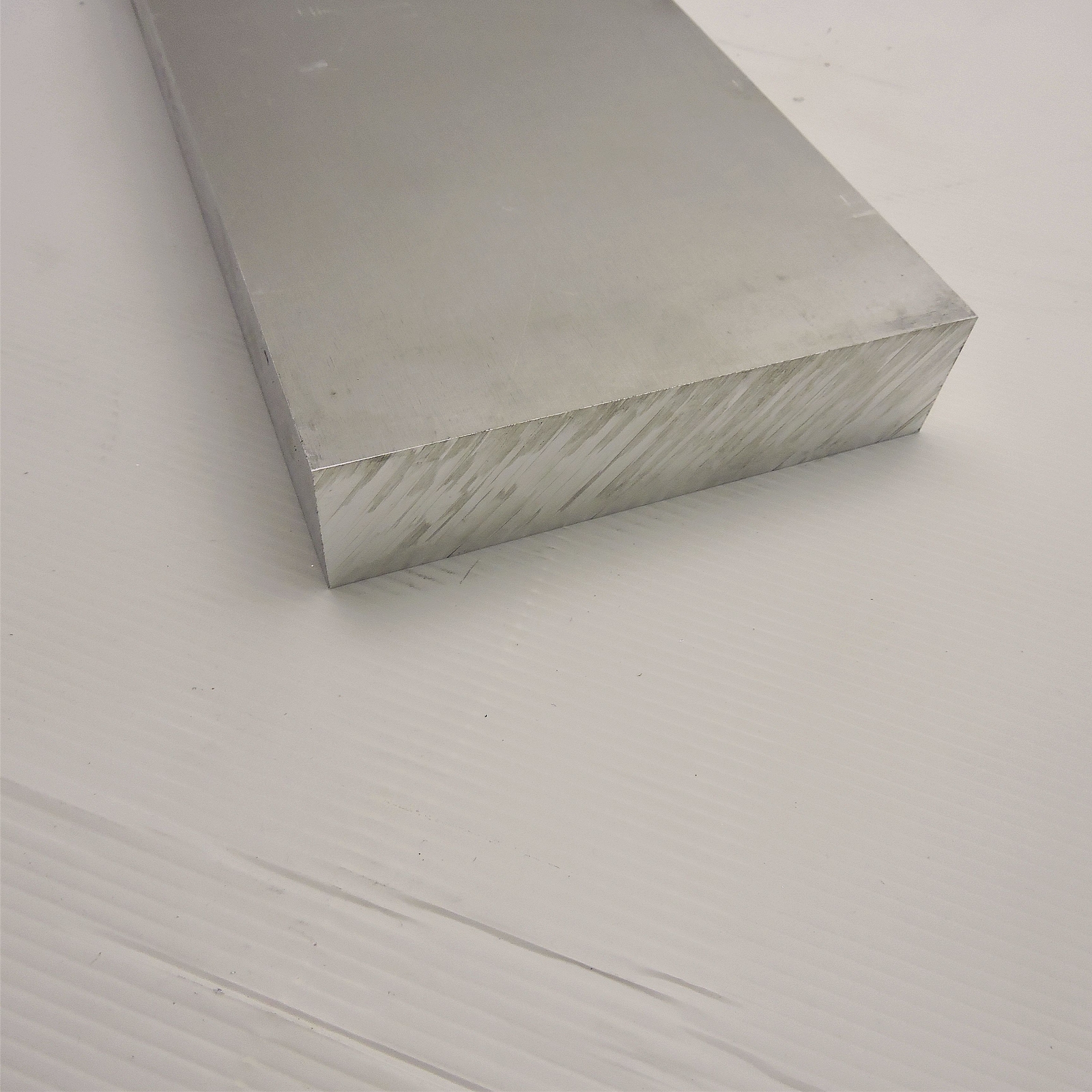 1.75″ thick 1 3/4 Aluminum 6061 PLATE 5.5″ x 13.75″ Long sku 240754
