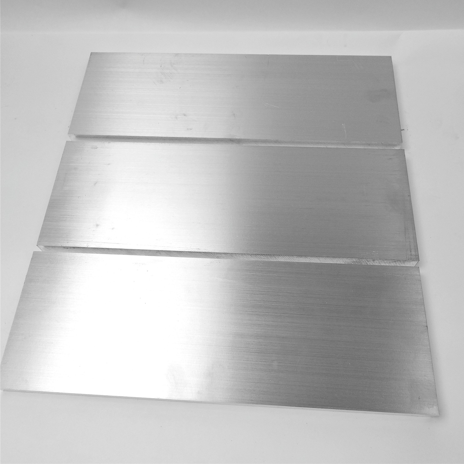 .625″ thick 6061 Aluminum PLATE 5.625″ x 19.5″ Long QTY 3 Flat Stock sku137125*