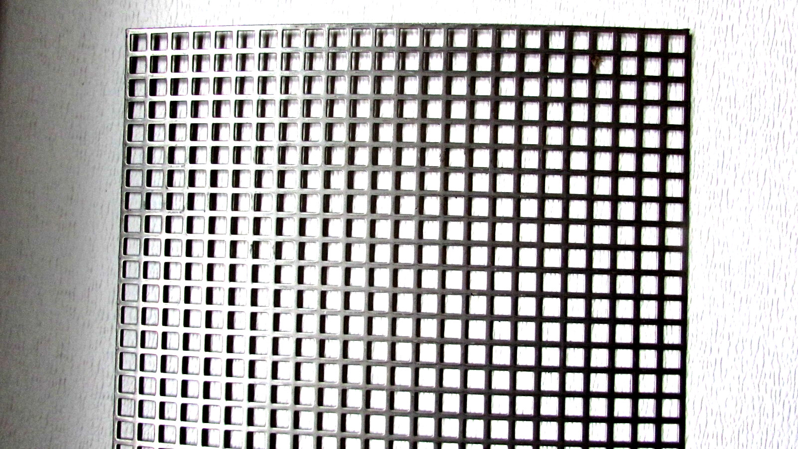 3/8″ SQUARE HOLE PERFORATED CARBON STEEL METAL 16 GA.- —-12″ X 24″