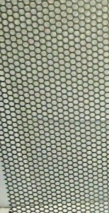 1/4″ HOLES – 16 GAUGE- 304 STAINLESS PERFORATED SHEET—5″ X 12″