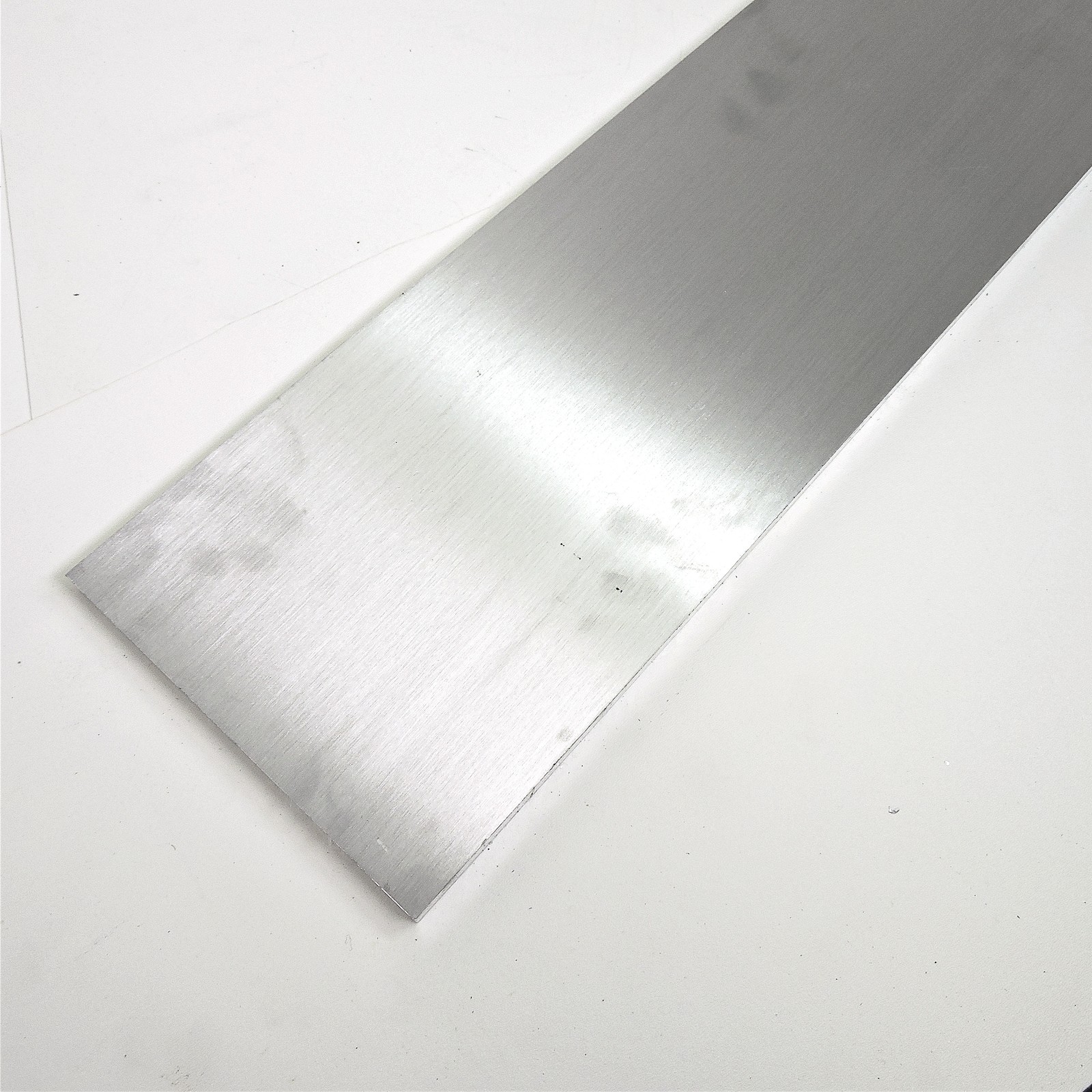 .625″ thick 5/8 Aluminum 6061 PLATE 7.25″ x 48.5″ Long sku 107113