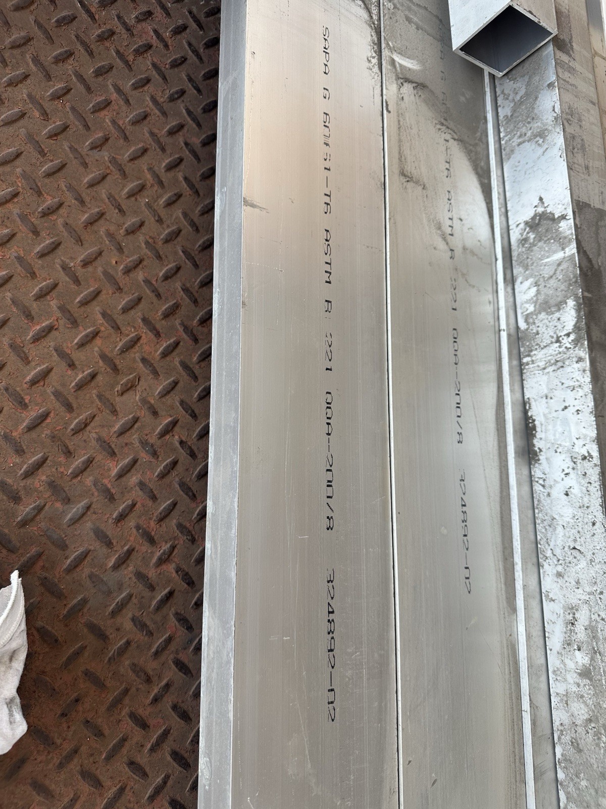6061 T6 Aluminum Rectangle Tube 2″ x 5” x 12″ x 1/4″– 2″ x 5″ x .250″ Wall