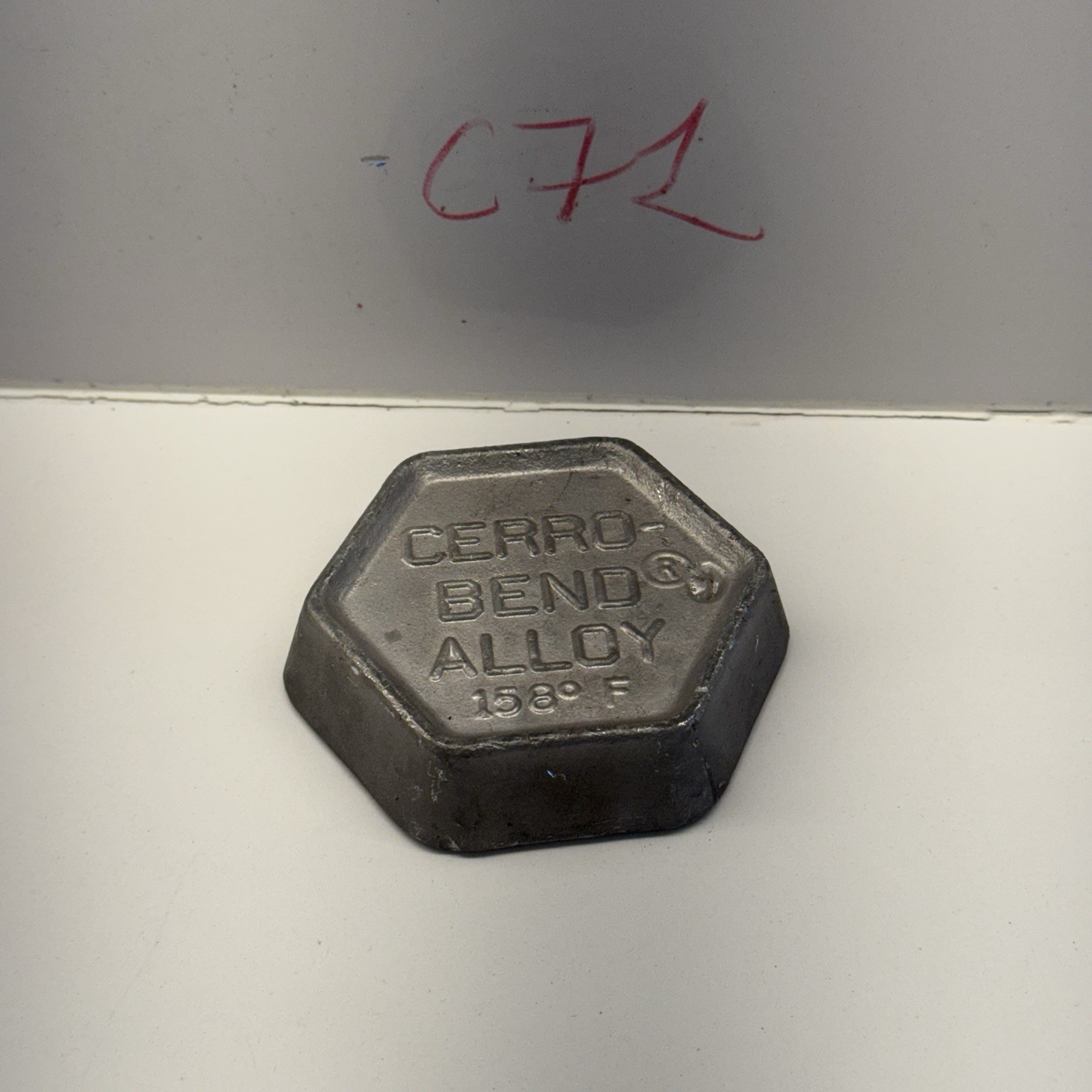 Cerrobend Low Melting Temperature Alloy – 2 Lb 2oz Ingot