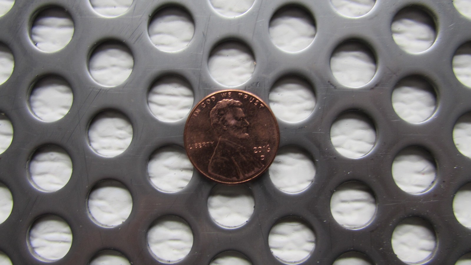 3/8″ HOLE 16 GAUGE 304 STAINLESS STEEL PERFORATED SHEET–12″ x 12″