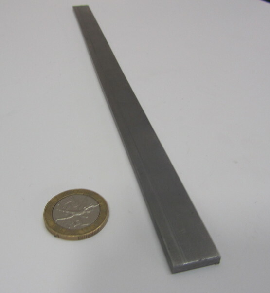 1018 Steel Bar, 1/8″ Thick x 5/8″ Wide x 12″ Length, 6 Pcs
