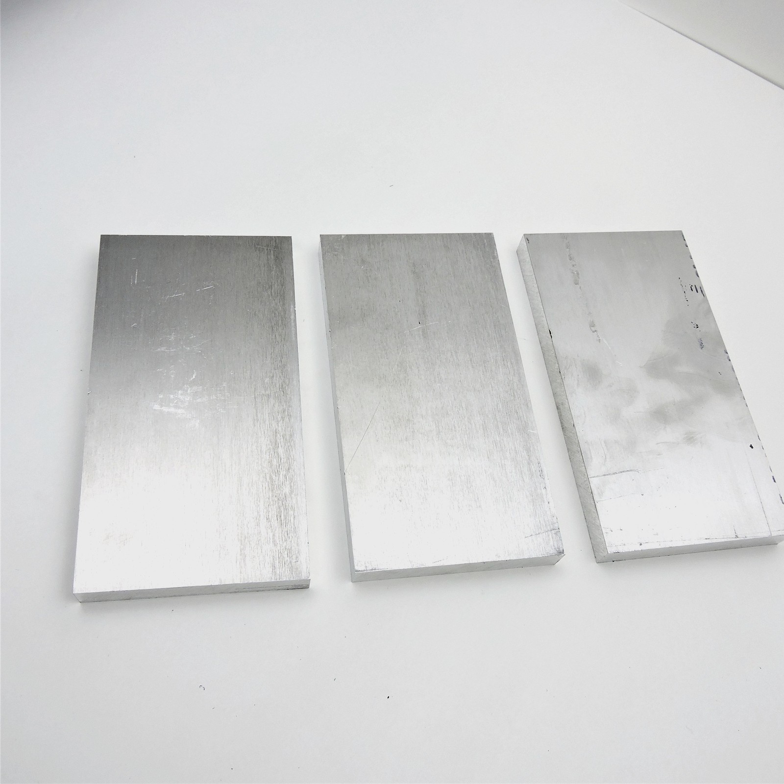 .625″ thick 6061 Aluminum PLATE 4.875″ x 14.875″ Long QTY 3 Flat sku 137133