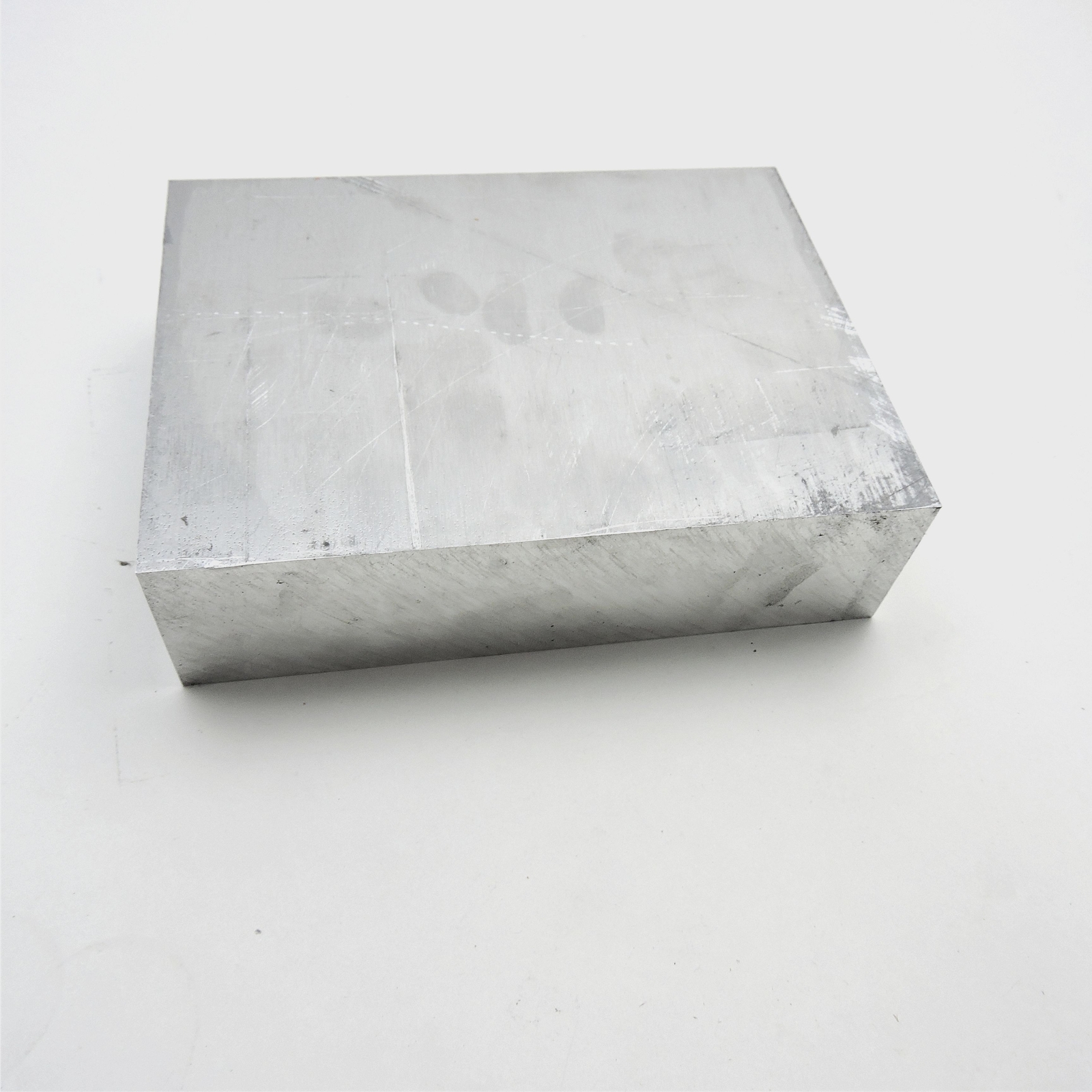 2.25″ thick 2 1/4 Aluminum 6061 PLATE 4.25″ x 5.75″ Long sku 206019