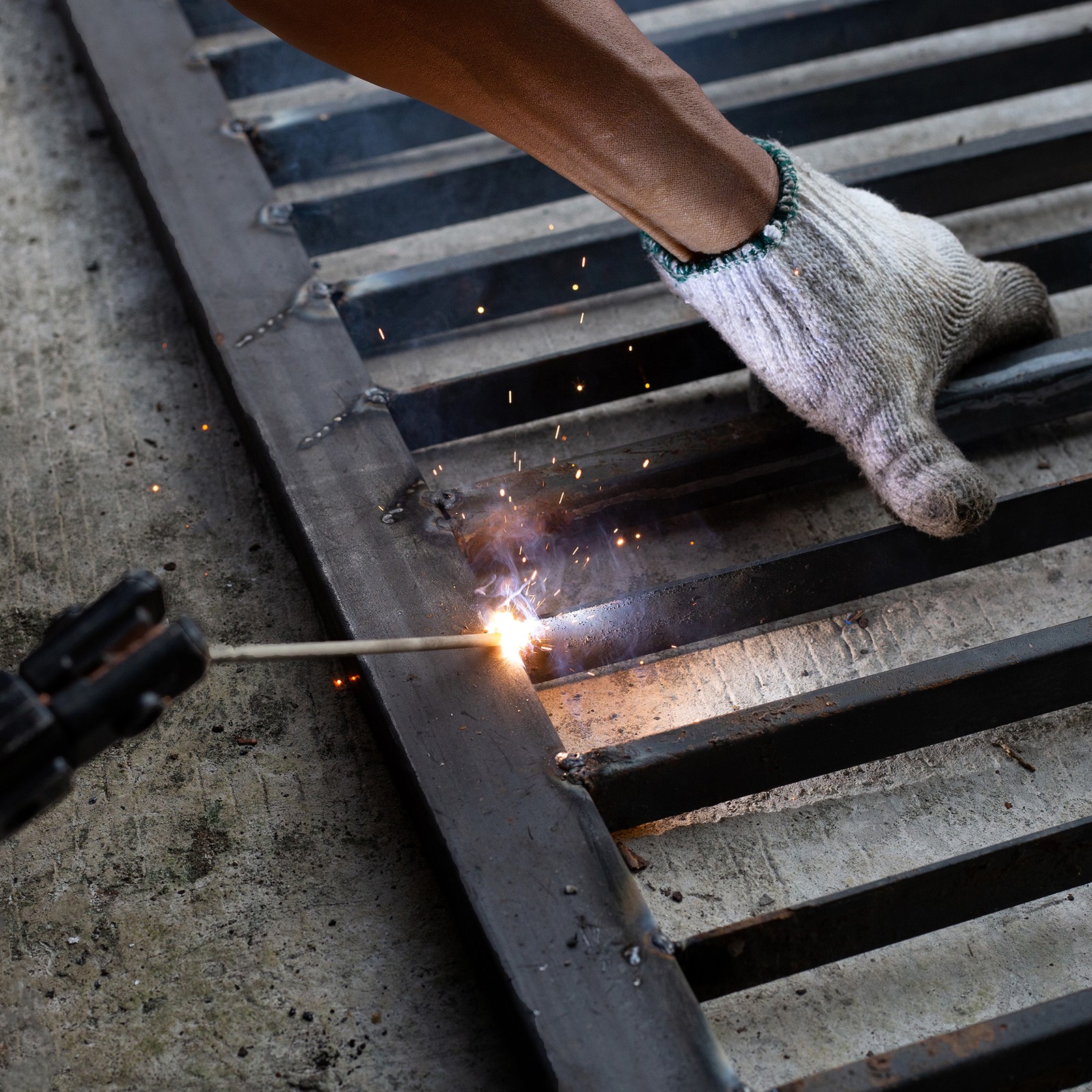 Stainless Steel Flat Bar 1/4″ Thickness 1 9/16″ Width 8″ Length