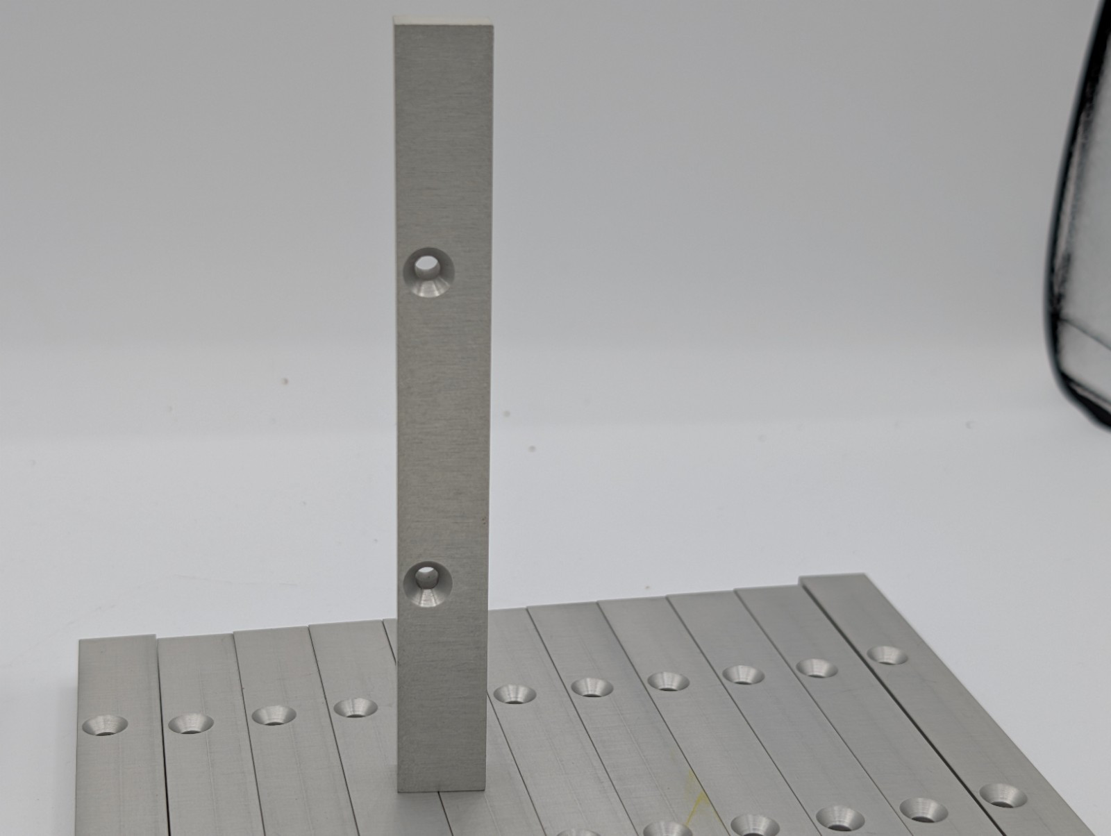 Lot Of 17 Aluminum bracket 3/8″ x 9/16″ x 4 7/8 machined Recessed Tapped 6-32