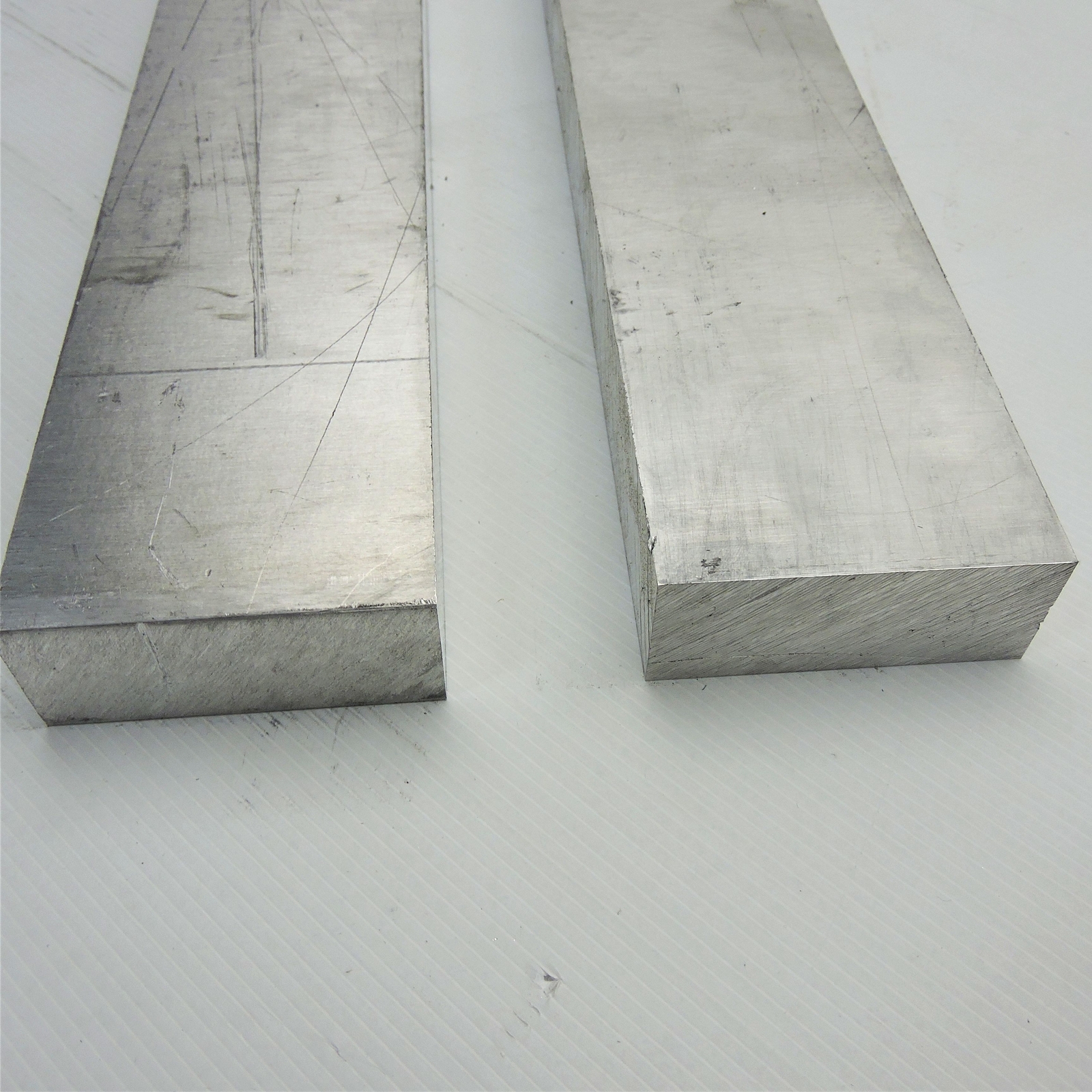 1.25″ thick 1 1/4 Aluminum 6061 PLATE 2.875″ x 30″ Long QTY 2 sku 125448