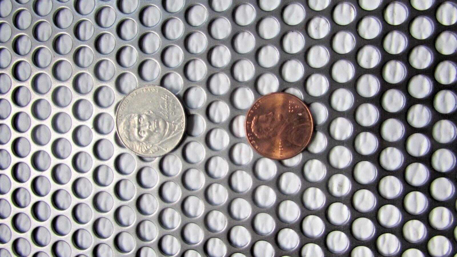 1/4″ HOLES 20 GAUGE 304 STAINLESS STEEL PERFORATED SHEET–14″ X 22″