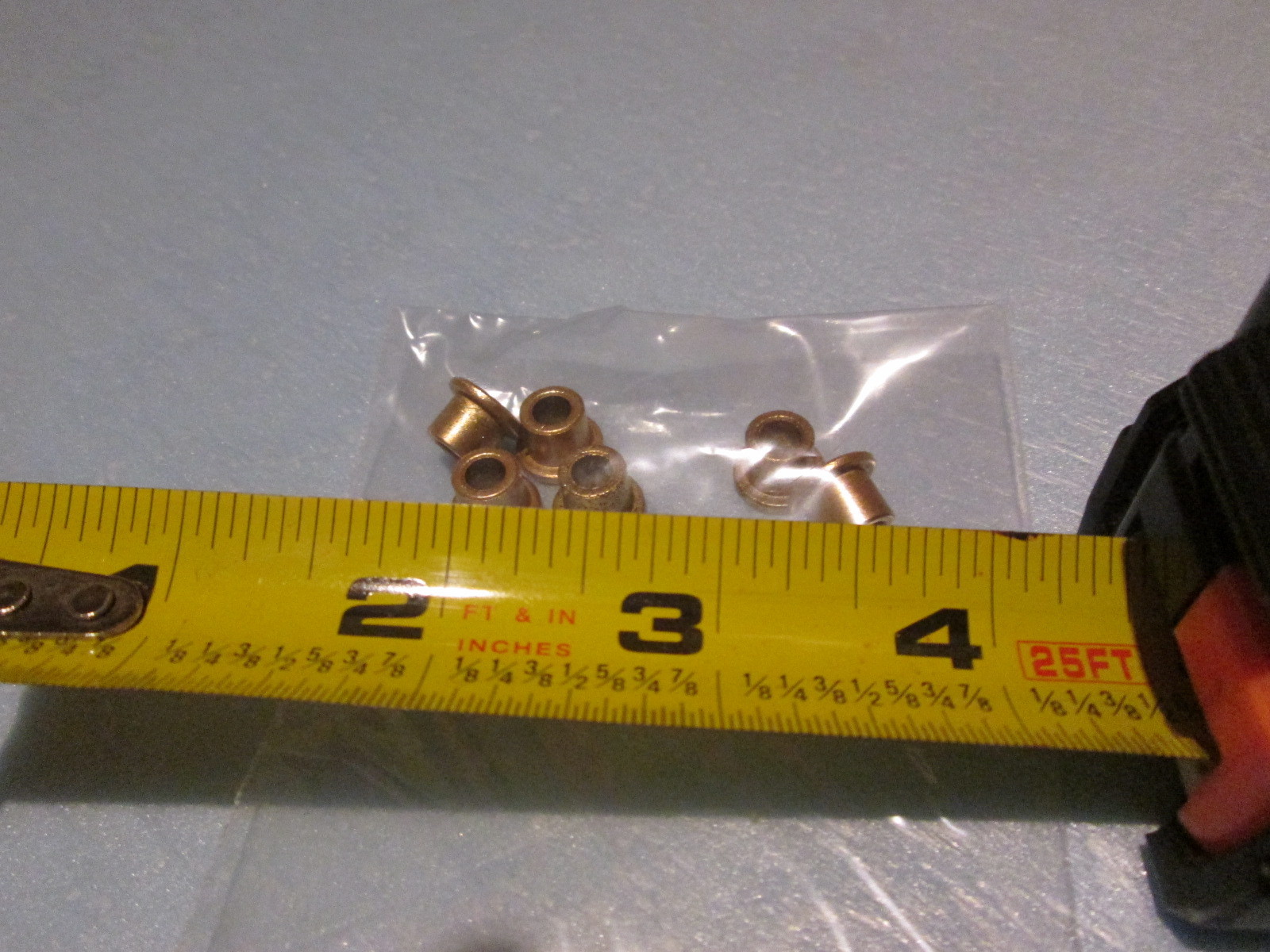 Flanged Oilite Precision Bushings Lot (6 pcs) FF303-02(b) Powdered Metal Bronze