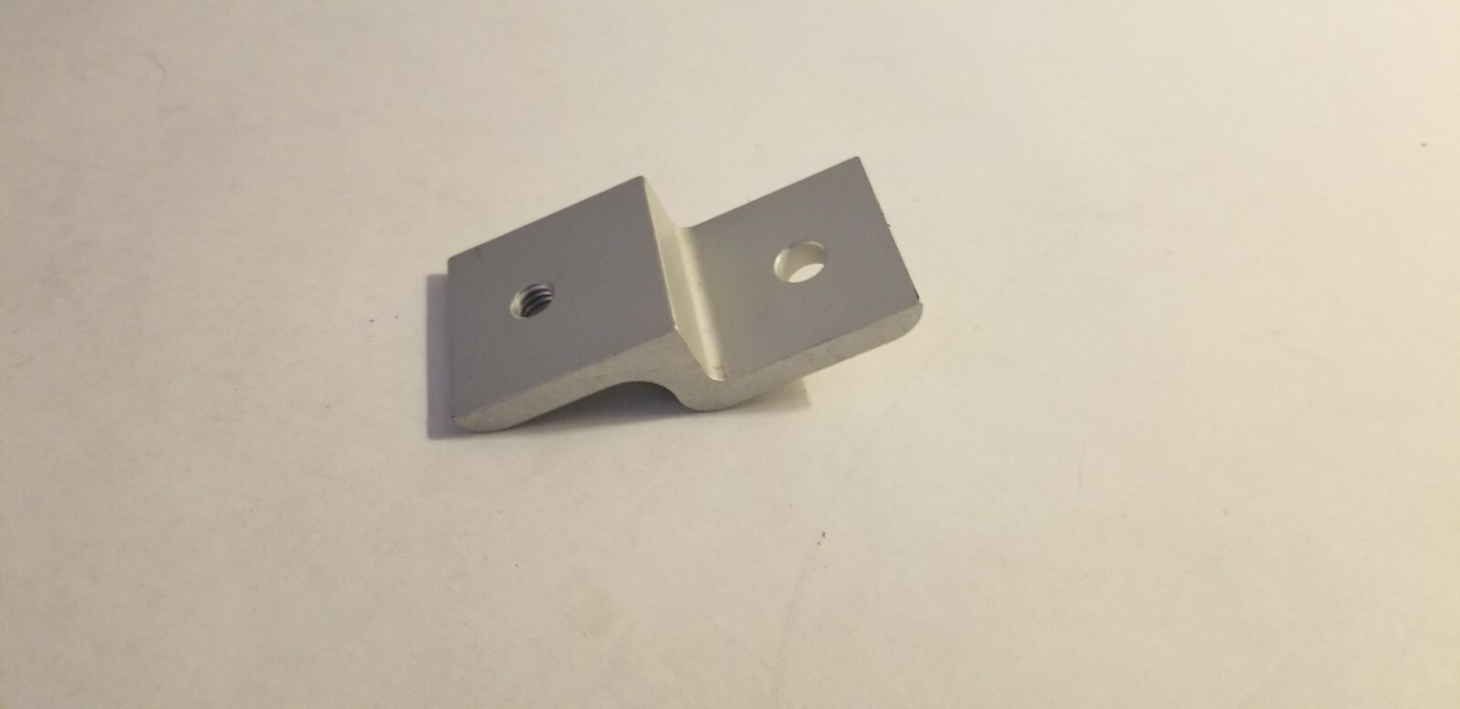 80/20 2434 15 Series & Ready Tube Single Arm Narrow Panel Retainer