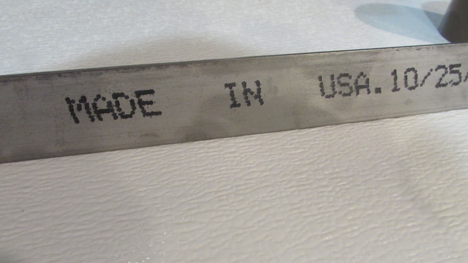 1/8″ x 1-1/2″ X 12″ 304 STAINLESS STEEL FLAT BAR