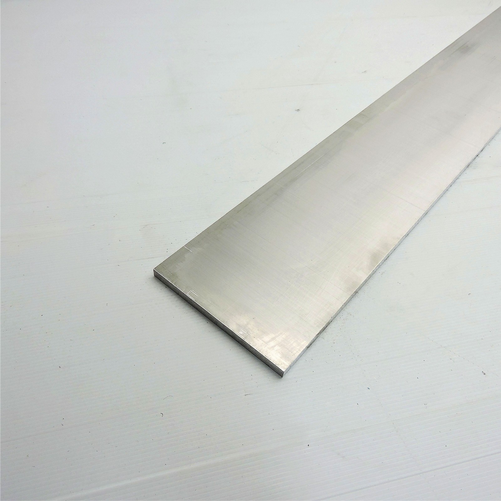.375″ thick 3/8 Aluminum 6061 PLATE 8.625″ x 39″ Long sku 107062