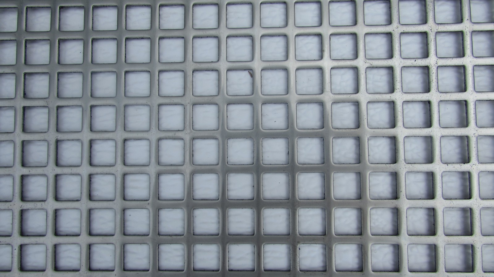 3/8″ SQUARE ON 1/2″ CENTERS PLAIN STEEL PERFORATED METAL 16 GAUGE—18″ X 18″