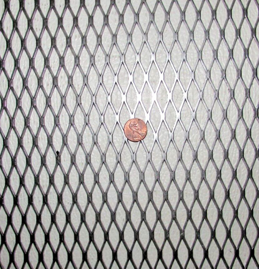 1/2 X #16 304 STAINLESS STEEL FLATTENED EXPANDED METAL—–24″ X 24″