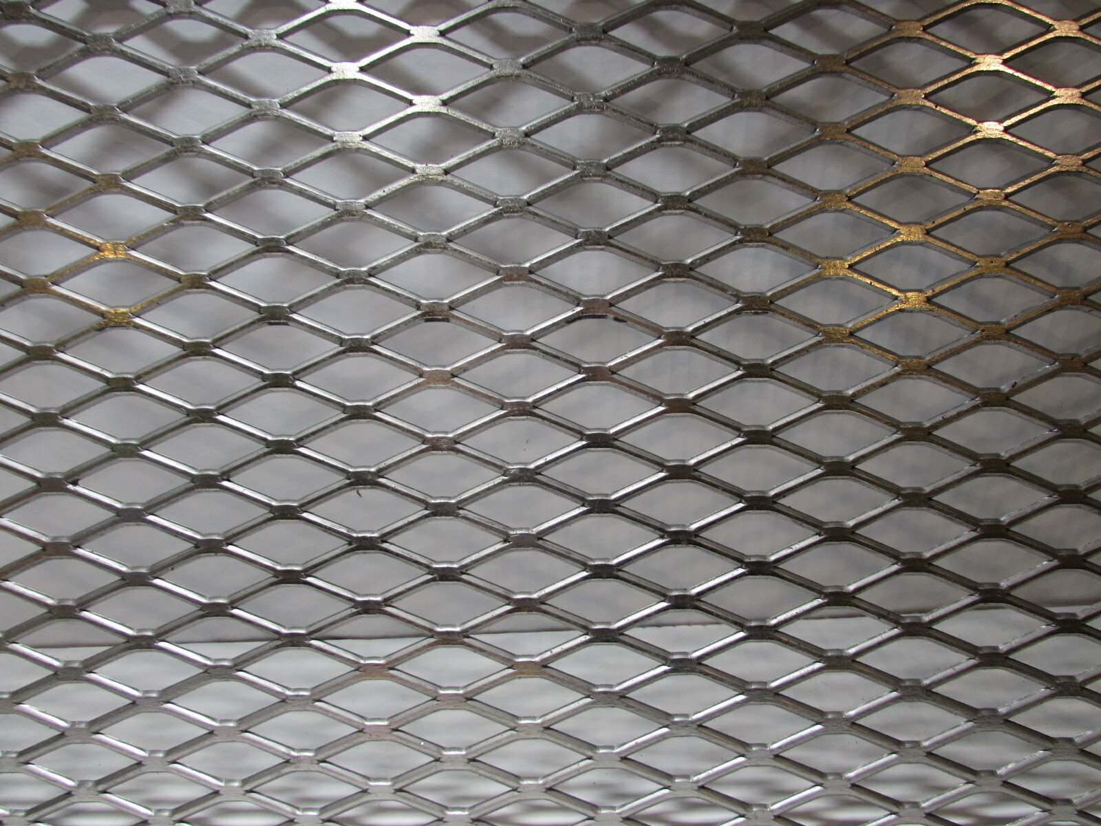 3/4#9 304 STAINLESS STEEL FLATTENED EXPANDED METAL—10″ x 23-1/2″
