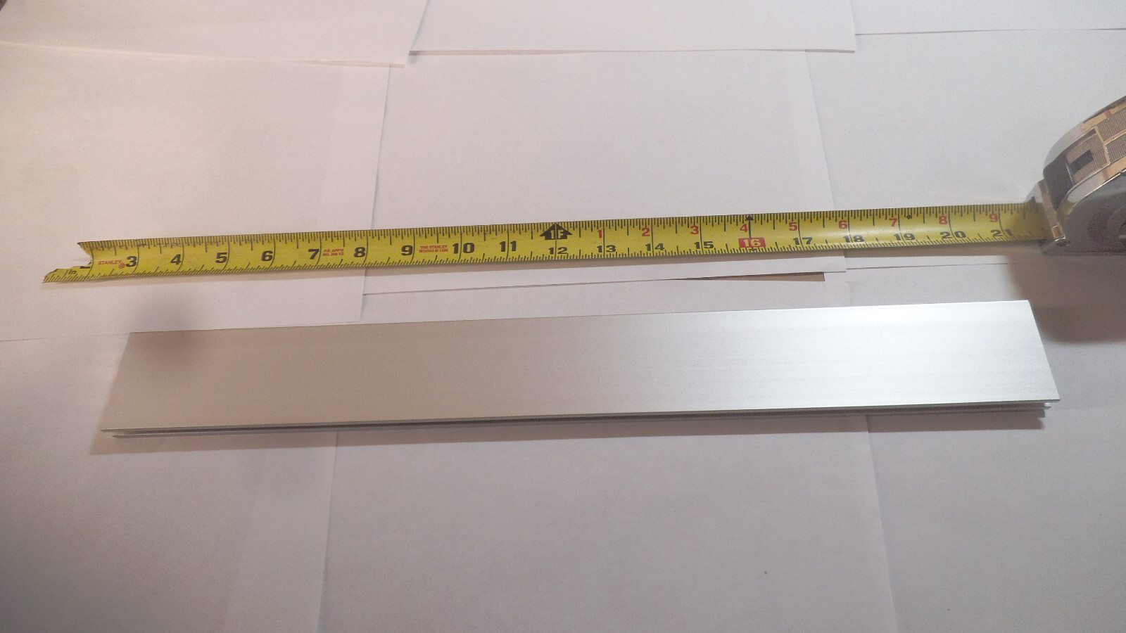 Aluminum slotted bar stock, 17-1/4″ x 2″ x .475 thick
