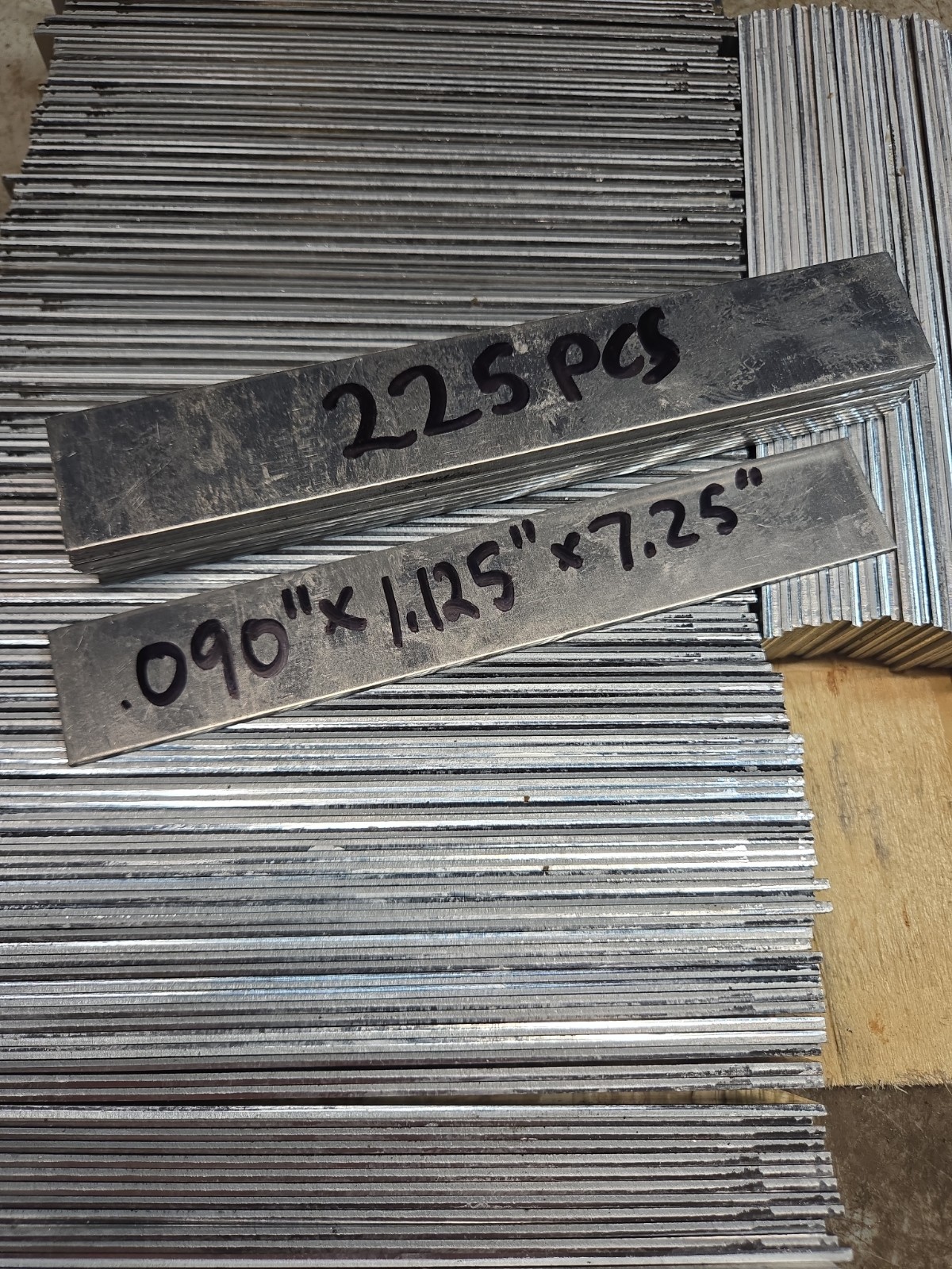 5052 H32 Aluminum Strip .090″ X 1.125″ X 7.25″ 225 Pcs