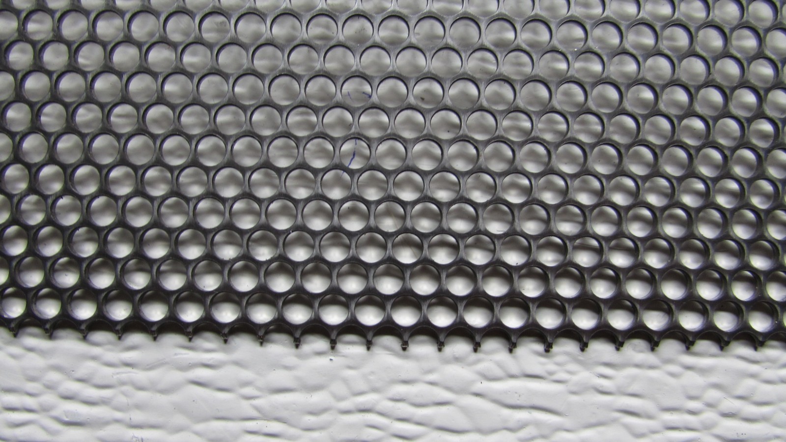 5/32″ ROUND HOLE 18 GA. STAINLESS PERFORATED SHEET—- 11″ X 24″
