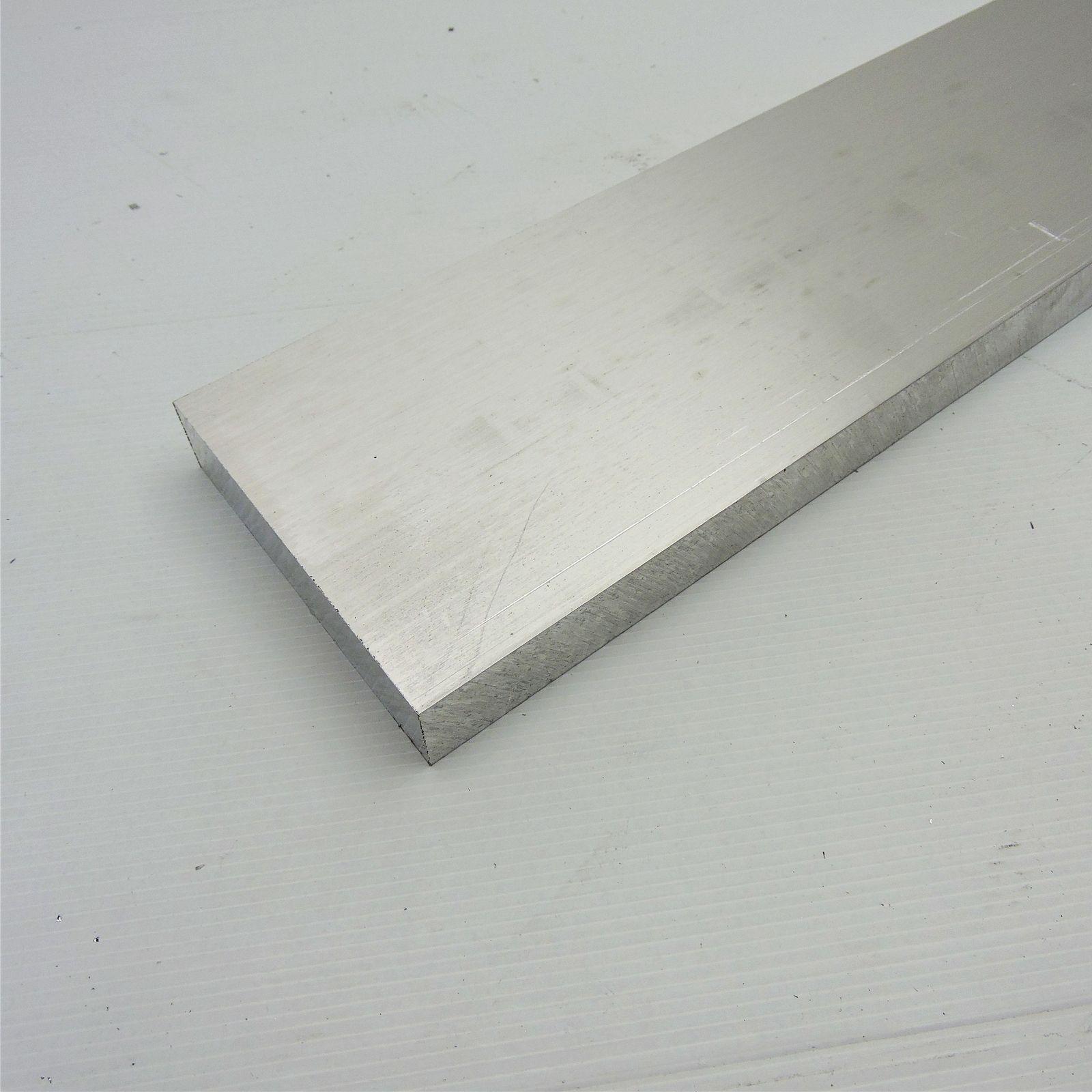 1″ thick Aluminum 6061 PLATE 4.25″ x 42.5″ Long sku 125786*