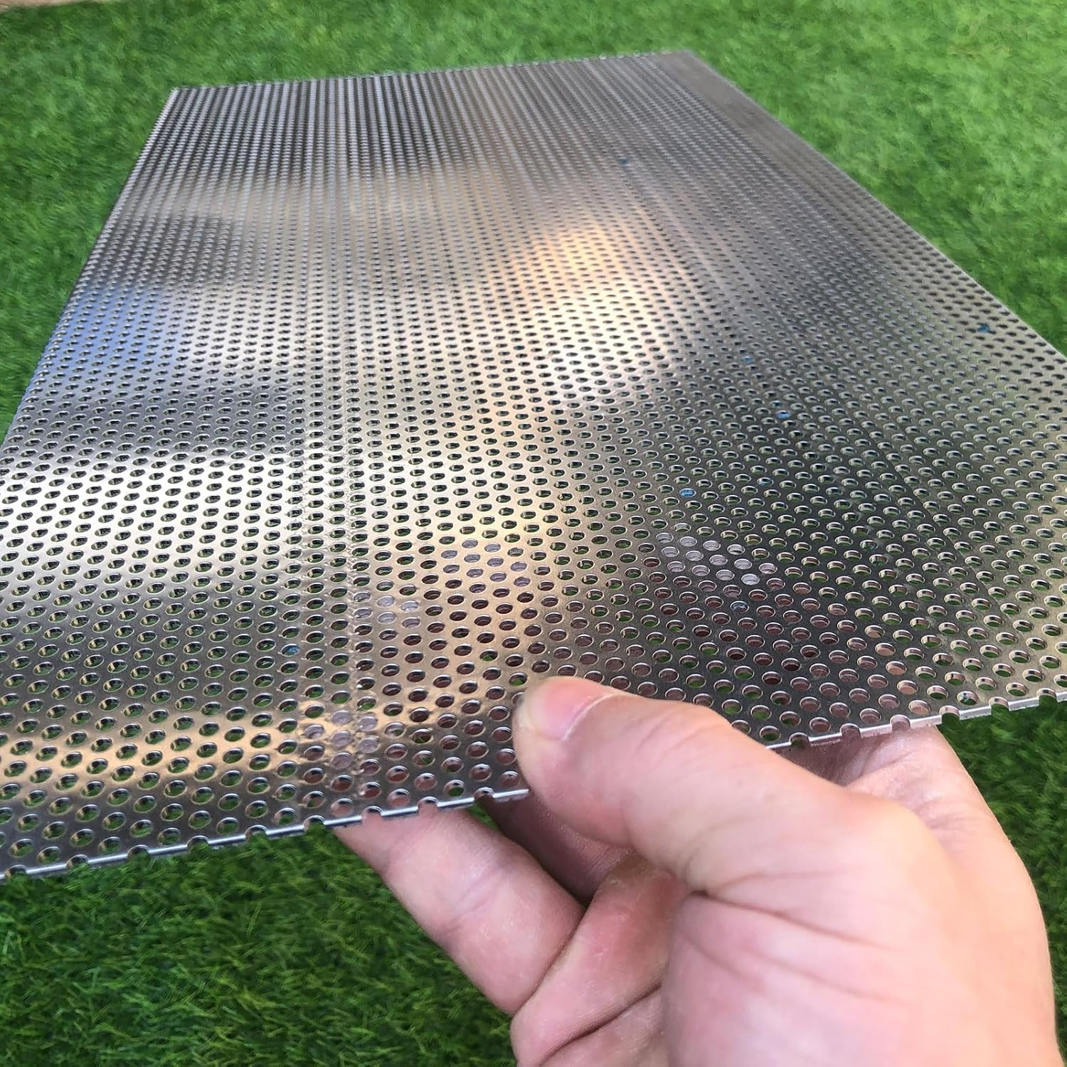 Aluminum Perforated Metal Sheets 16 Gauge 19.6 Inch by 9.8 Inch Expanded Metal M