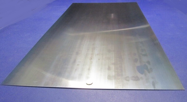 1075 Spring Steel Sheet 0.025″ Thick x 22.0″ Width x 48″ Length