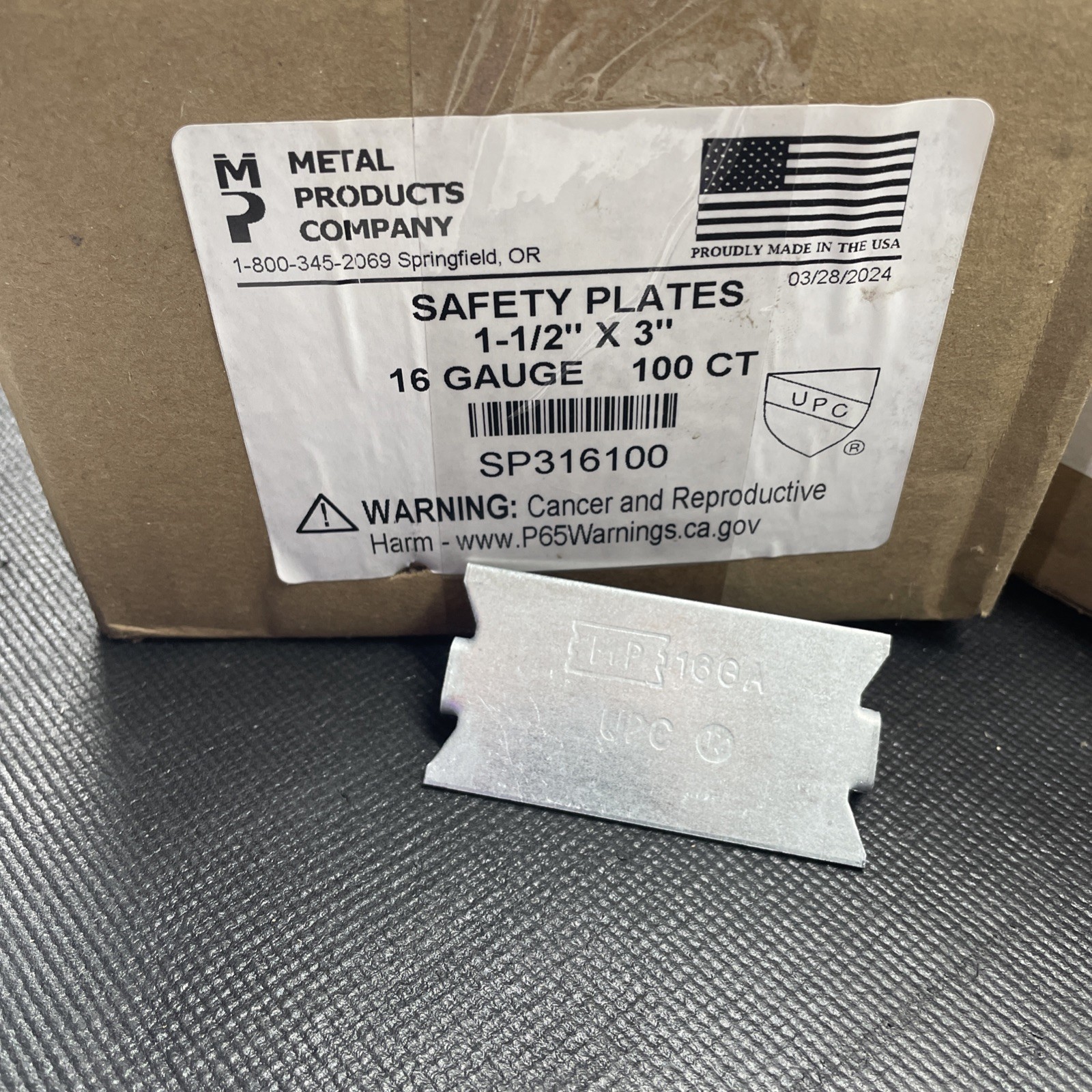MP safety plates 1 1/2” x 3” 16 gauge residential commercial 100 count 6 lbs. 8