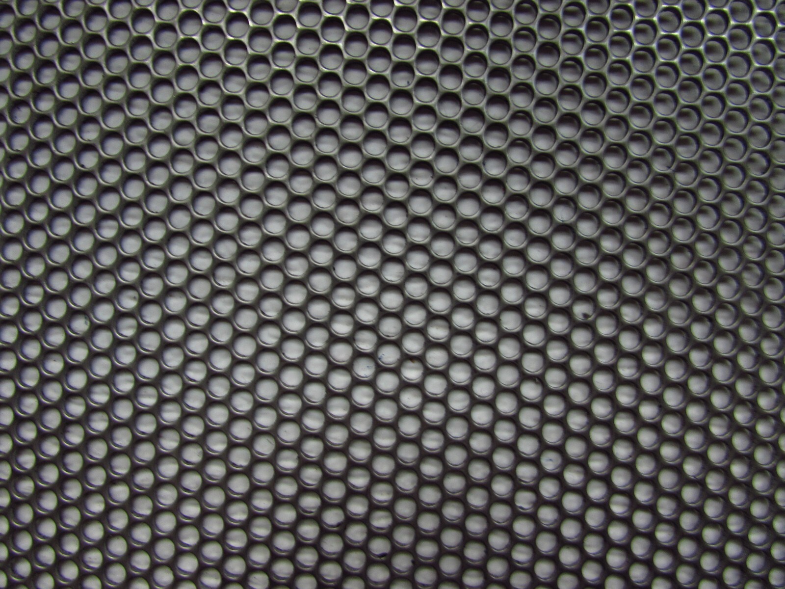 ==-5/32″ ROUND HOLES–18 GAUGE 304 STAINLESS PERFORATED SHEET–12″ x 14″==