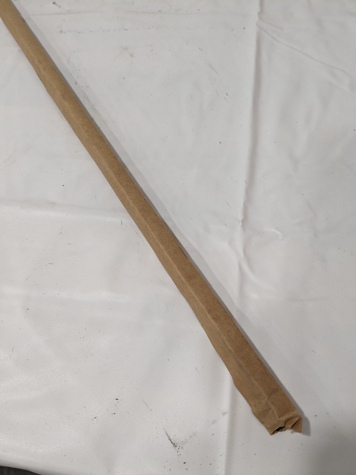 A2 Air-Hardening Flat Stock: 5/16″ Thick, 5/8″ Wide, 36″ Long 85999696