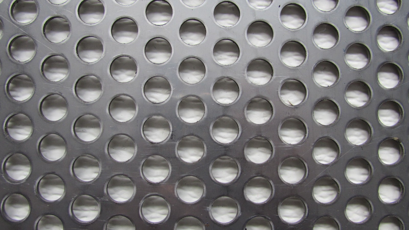 3/8″ HOLE 16 GAUGE 304 STAINLESS STEEL PERFORATED SHEET–12″ x 12″