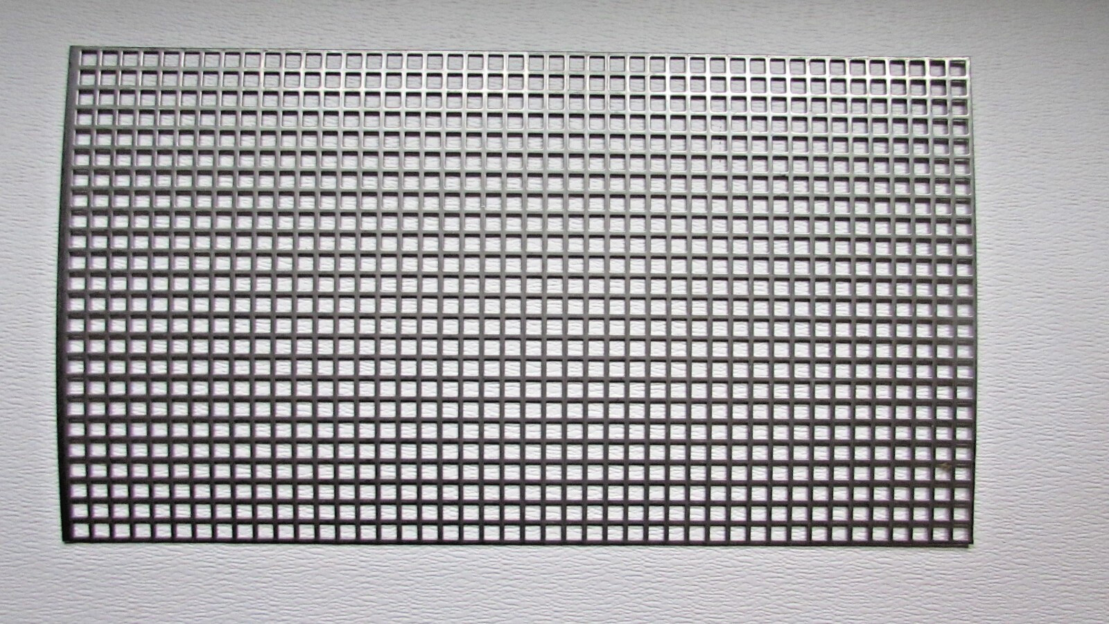 3/8″ SQUARE HOLE PERFORATED CARBON STEEL METAL 16 GA.- —-12″ X 24″