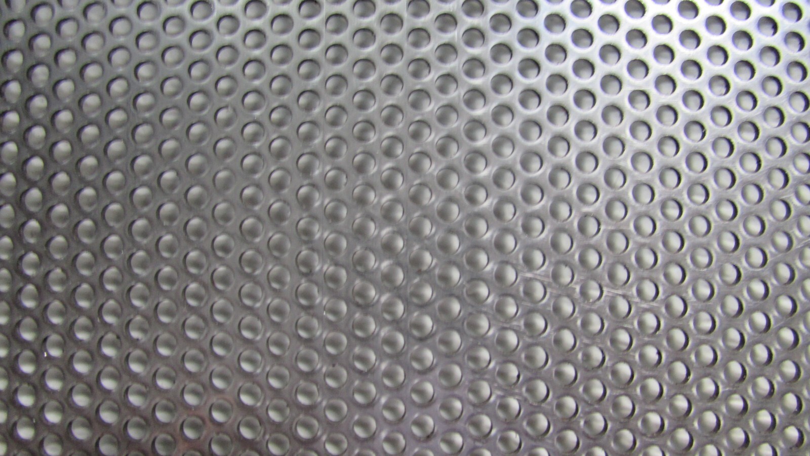 1/8″ HOLES 18 GAUGE 304 STAINLESS STEEL PERFORATED SHEET–11 ” X 23″