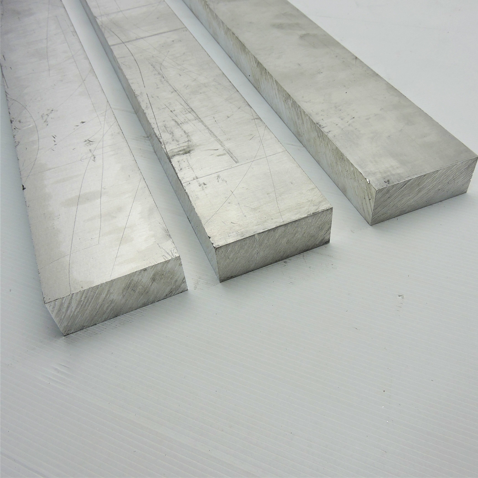 1.125″ thick 1 1/8 Aluminum 6061 PLATE 2.4″ x 19.754″ Long QTY 3 sku 241219*