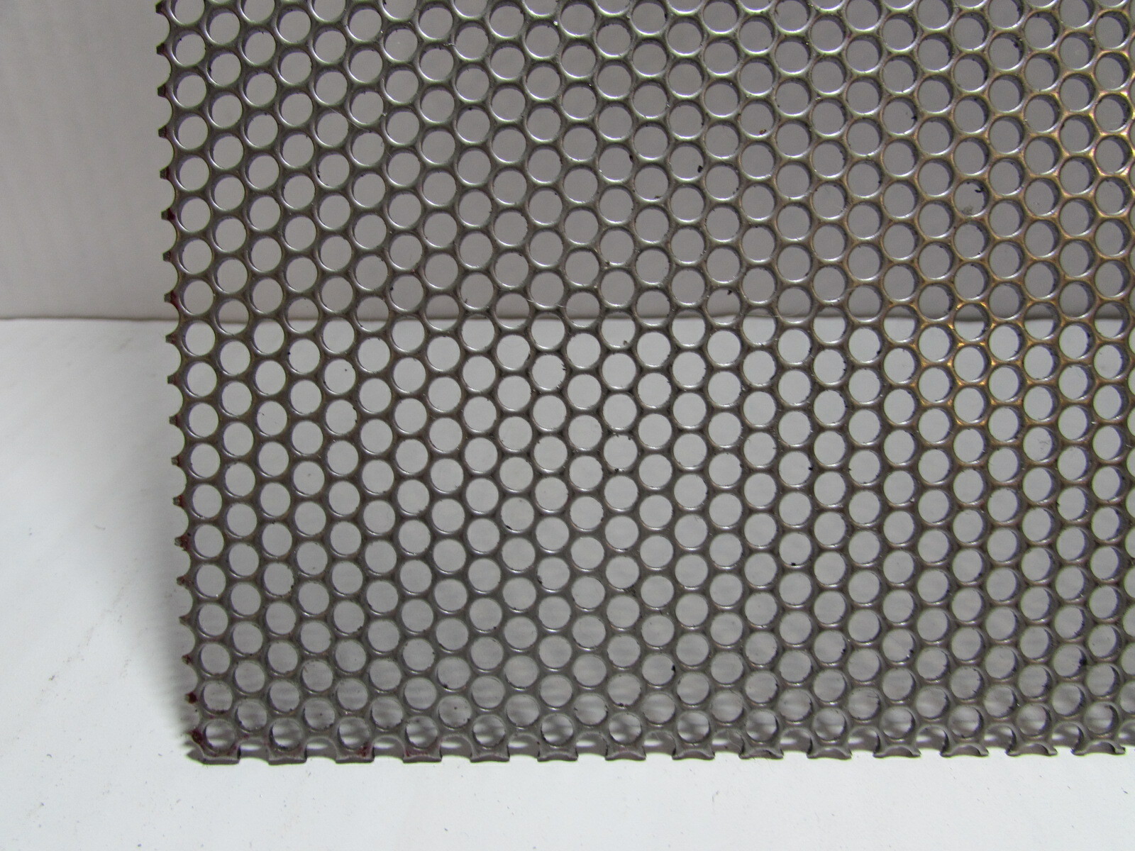 5/32″ ROUND HOLE 18 GA. STAINLESS PERFORATED SHEET—- 11″ X 24″