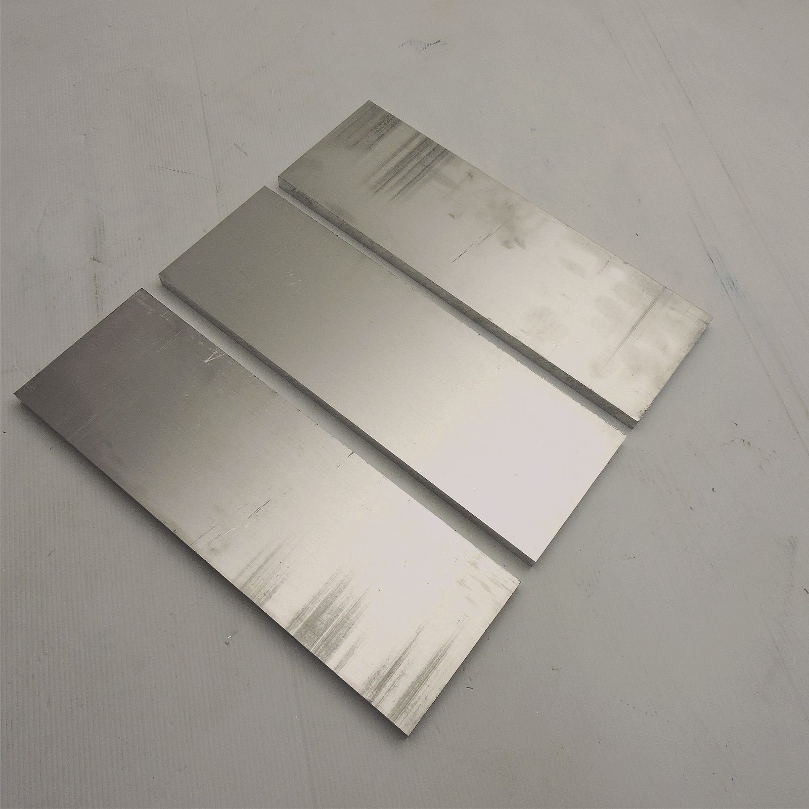 .625″ thick 5/8 Aluminum 6061 PLATE 5.5″ x 15.375″ Long QTY 3 sku 242141