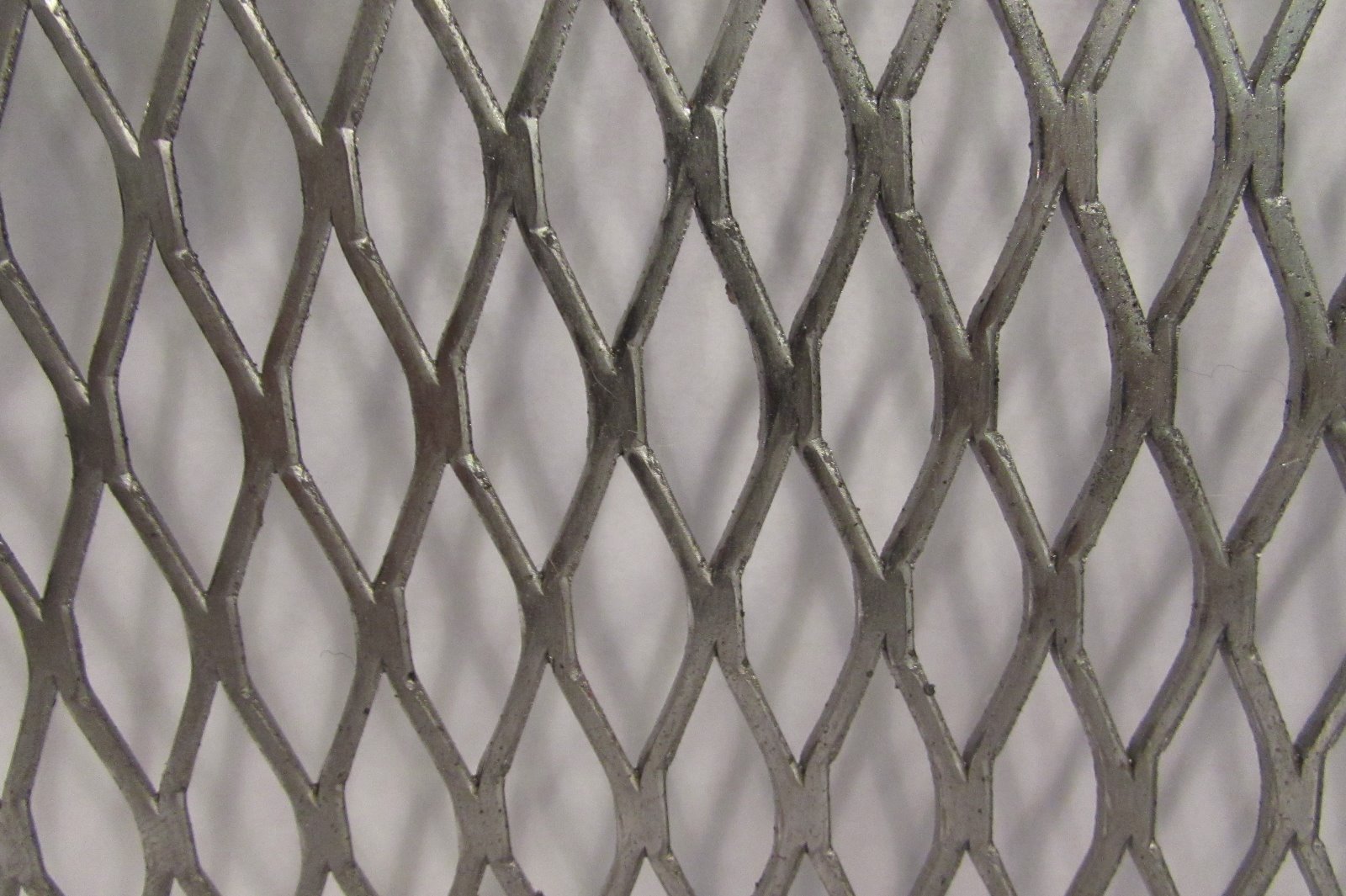 1/2″-#16 GAUGE- 304 STAINLESS STEEL FLATTENED EXPANDED METAL–10-1/2″ X 20-3/8″