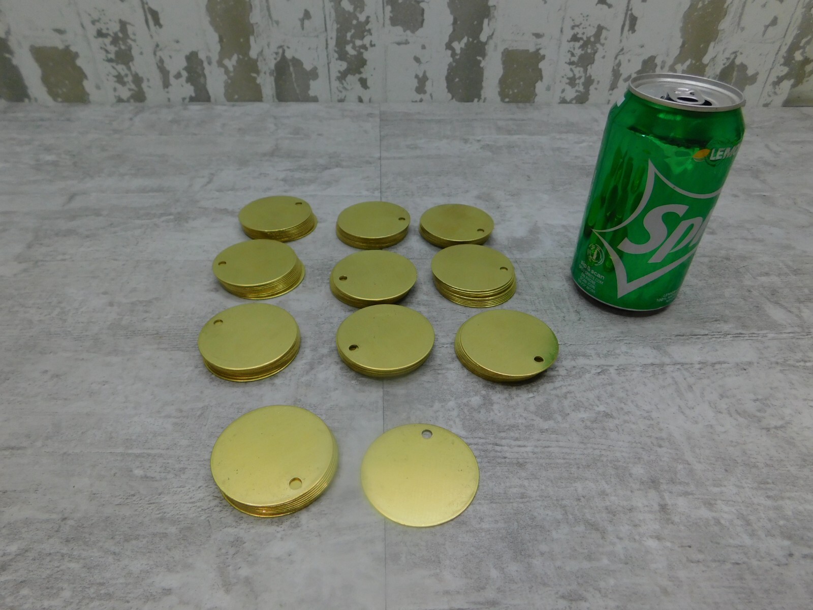 100 pcs NEW 2″ Round Blank Brass Tags NEW