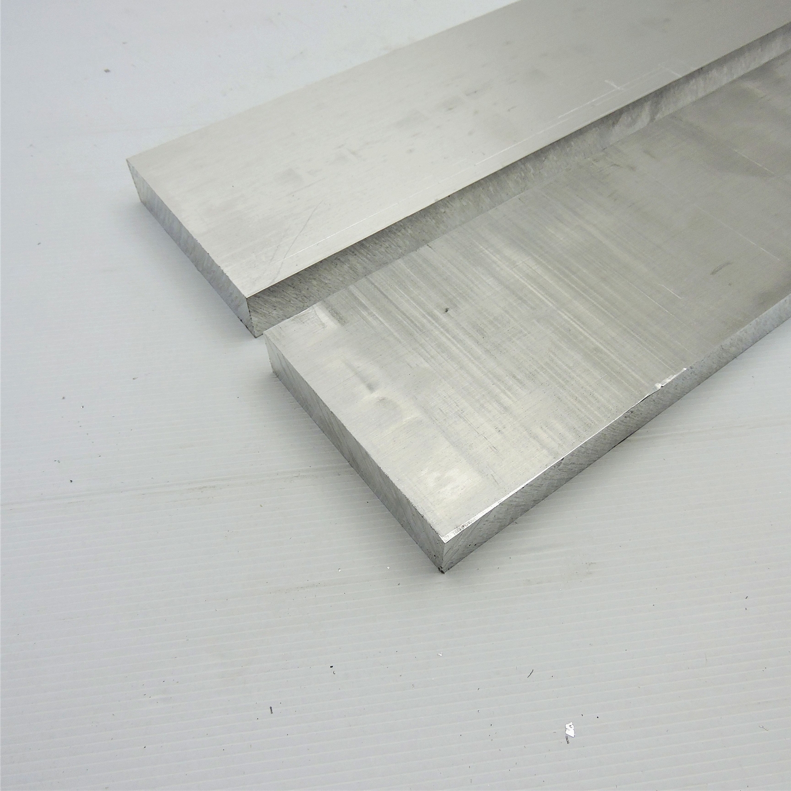 1″ thick Aluminum 6061 PLATE 3.875″ x 26.625″ Long QTY 2 sku 125249