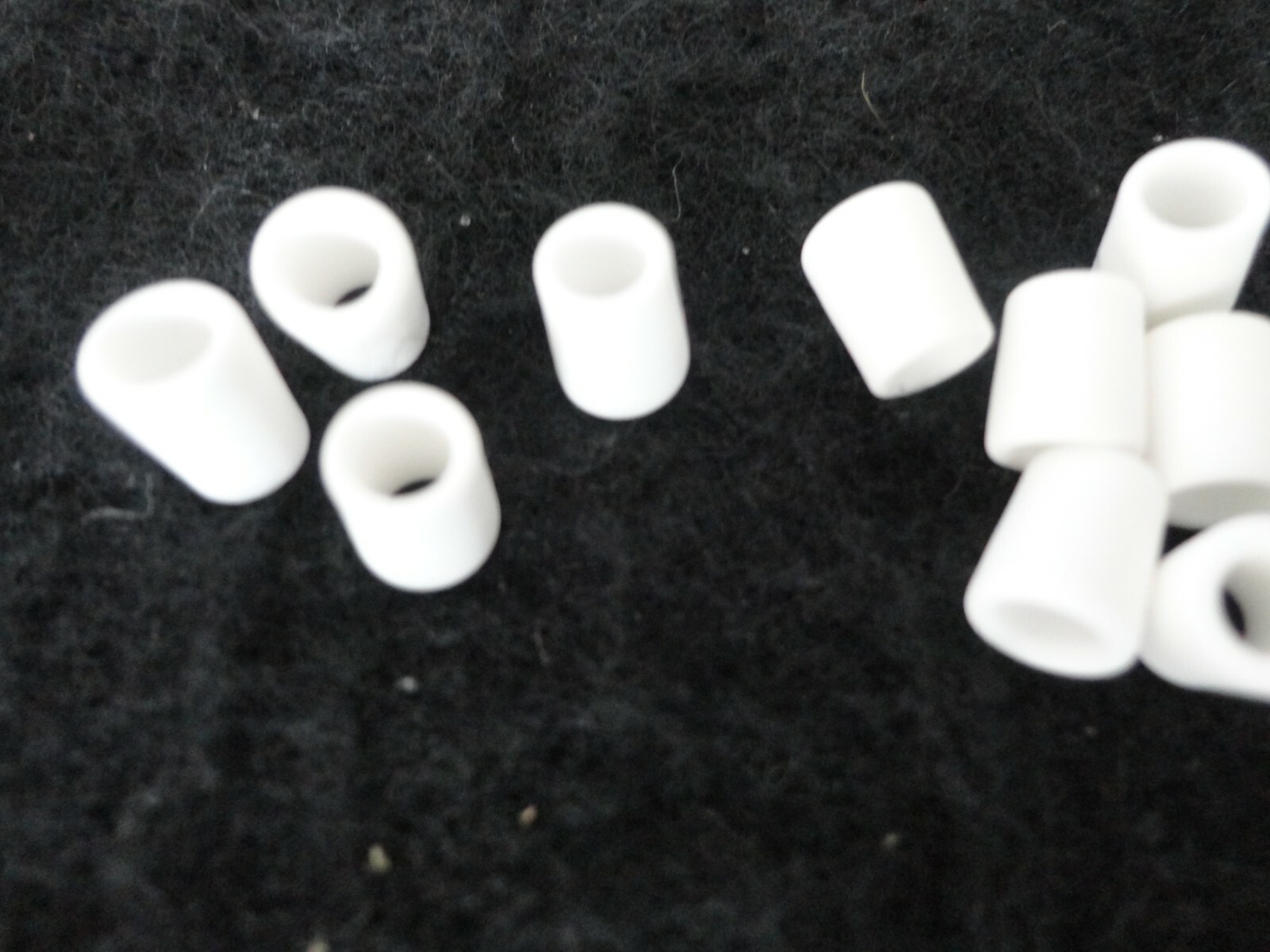 ONE DOZEN HIGH PURITY ALUMINA CERAMIC SHORT TAPERED TUBE SPACER BUSHING. No.: 29