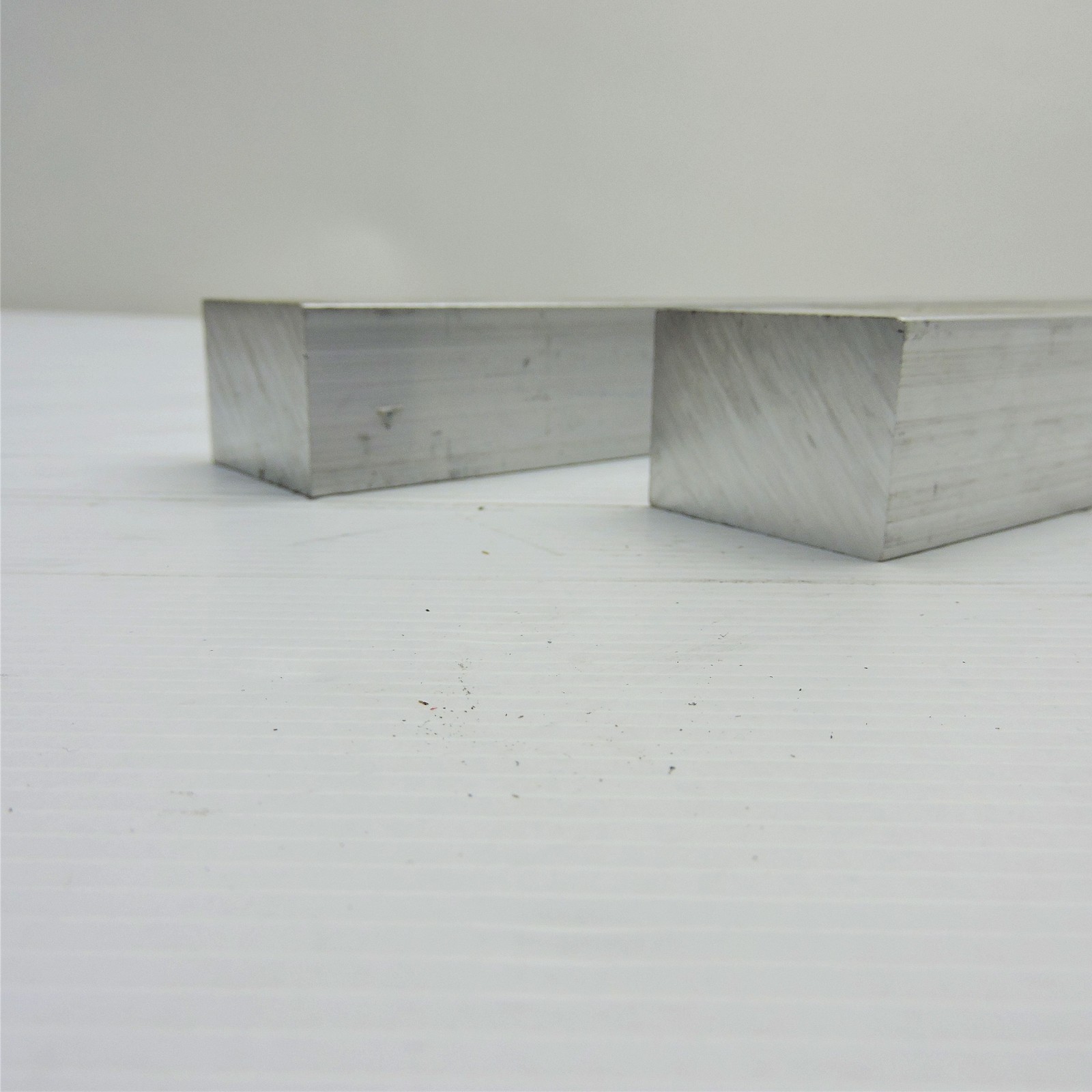 1.25″ x 1.75″ Aluminum 6061 FLAT BAR 14.75″ Long new mill stock QTY 2 sku K352