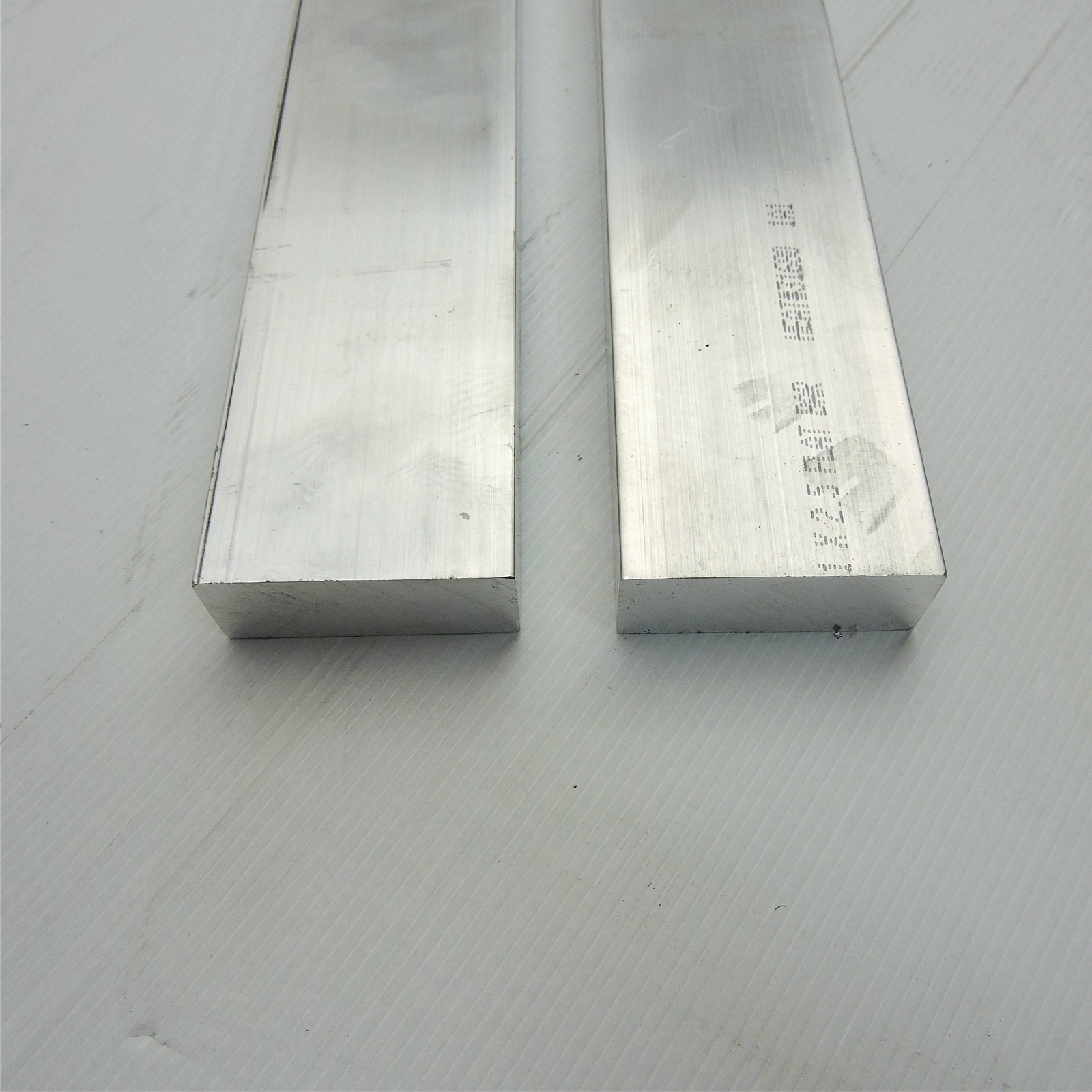 1.125″ thick 1 1/8 Aluminum 6061 PLATE 2.4″ x 19.75″ Long QTY 2 sku 241220