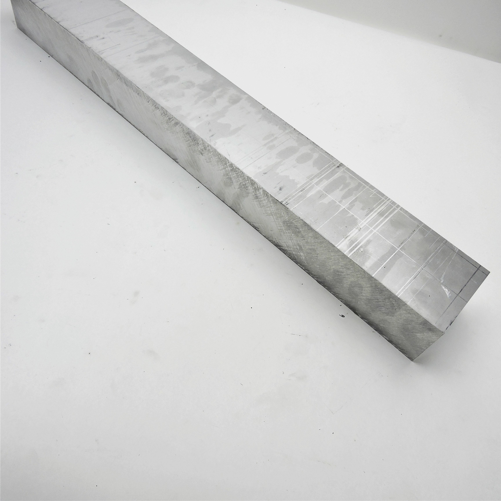 2.5″ thick 2 1/2 Aluminum 6061 PLATE 3.375″ x 21.375″ Long sku 180860