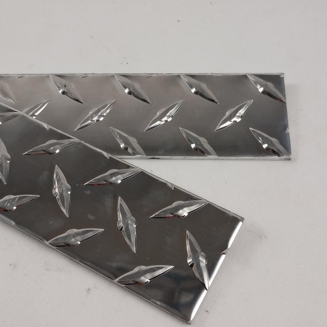 2″X12″ 1/8″ Aluminum Diamond Plate 3003 Floor Plate Tread Plate Strip (Qty: 1)