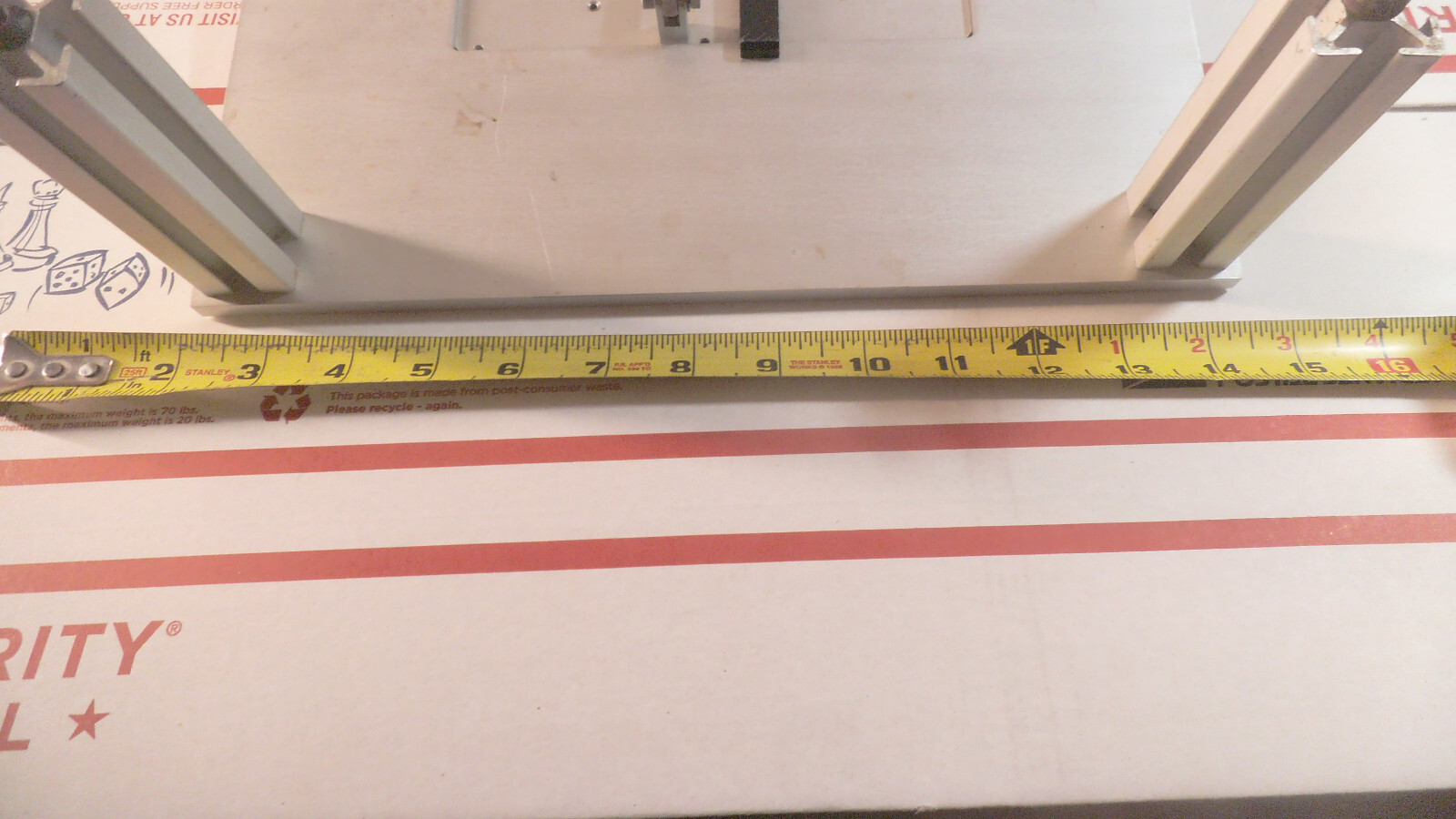 Aluminum table with blade cutting fixture and vacuum 12-1/2″ x 8-1/2″ x 4-1/2″